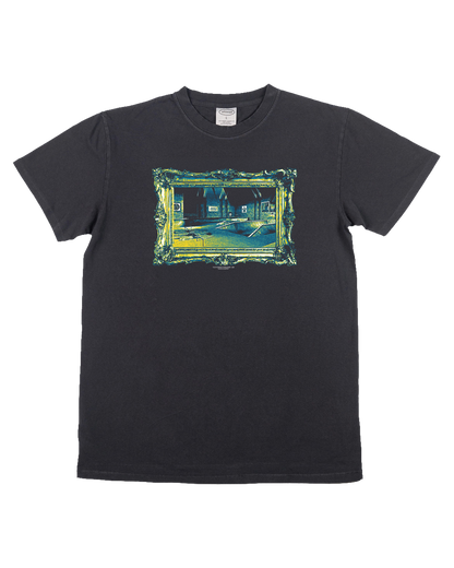 GODS COUNTRY • TEE